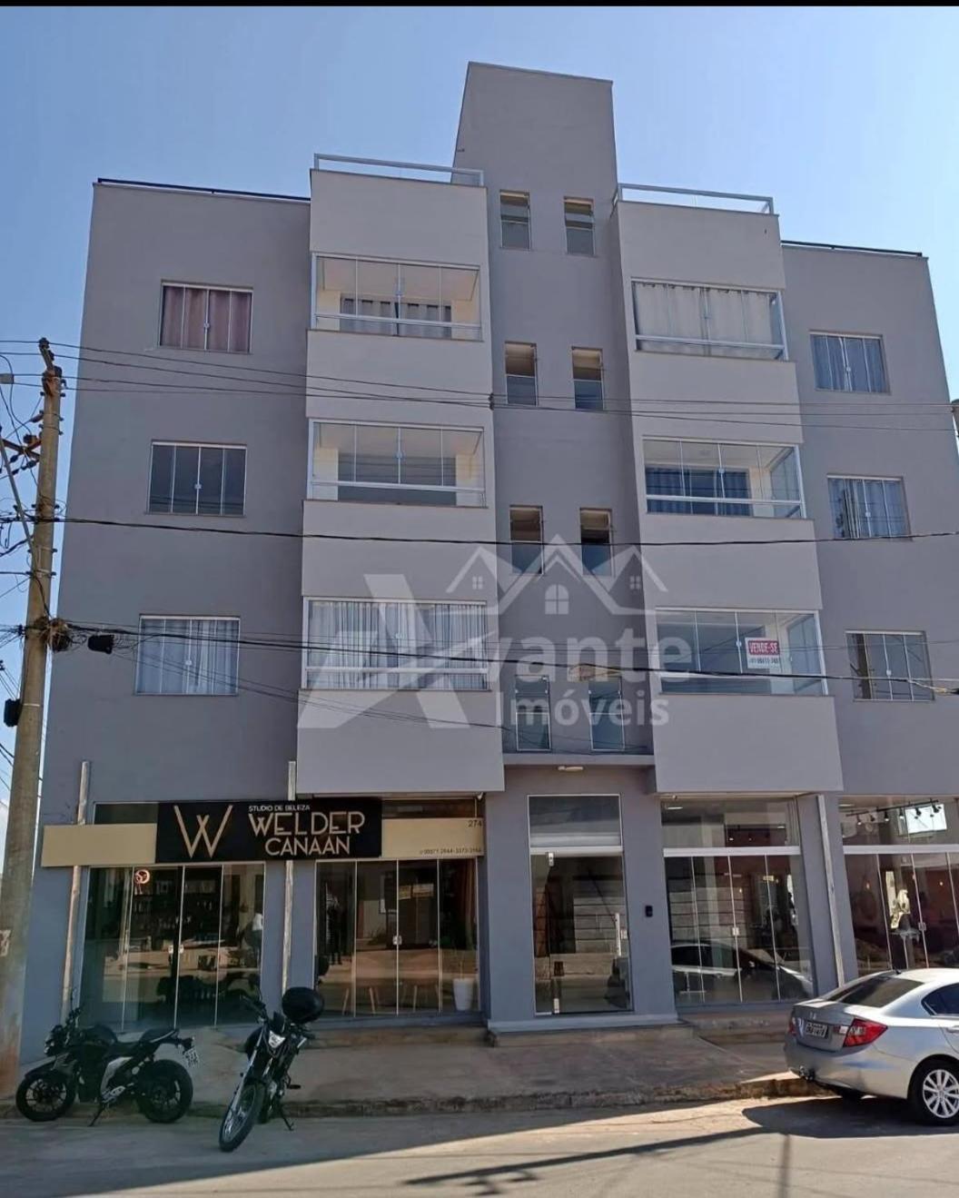 1 Ar Condicionado E Garagem *
